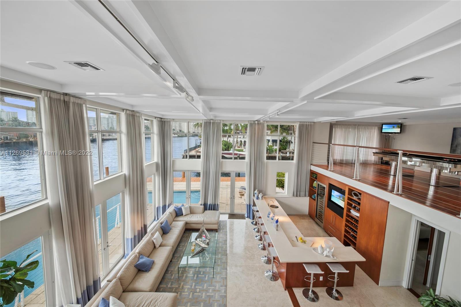 CORAL RIDGE COUNTRY CLUB - Residential