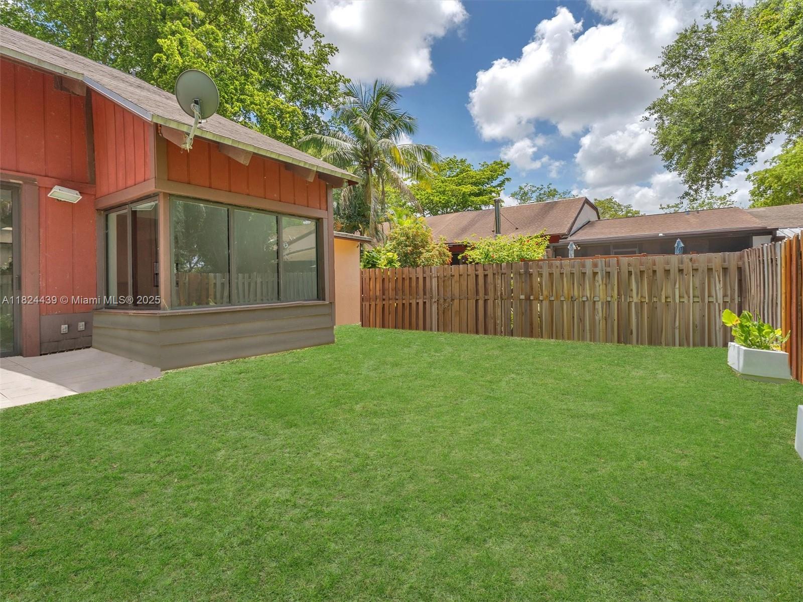 TAMERLANE - Residential