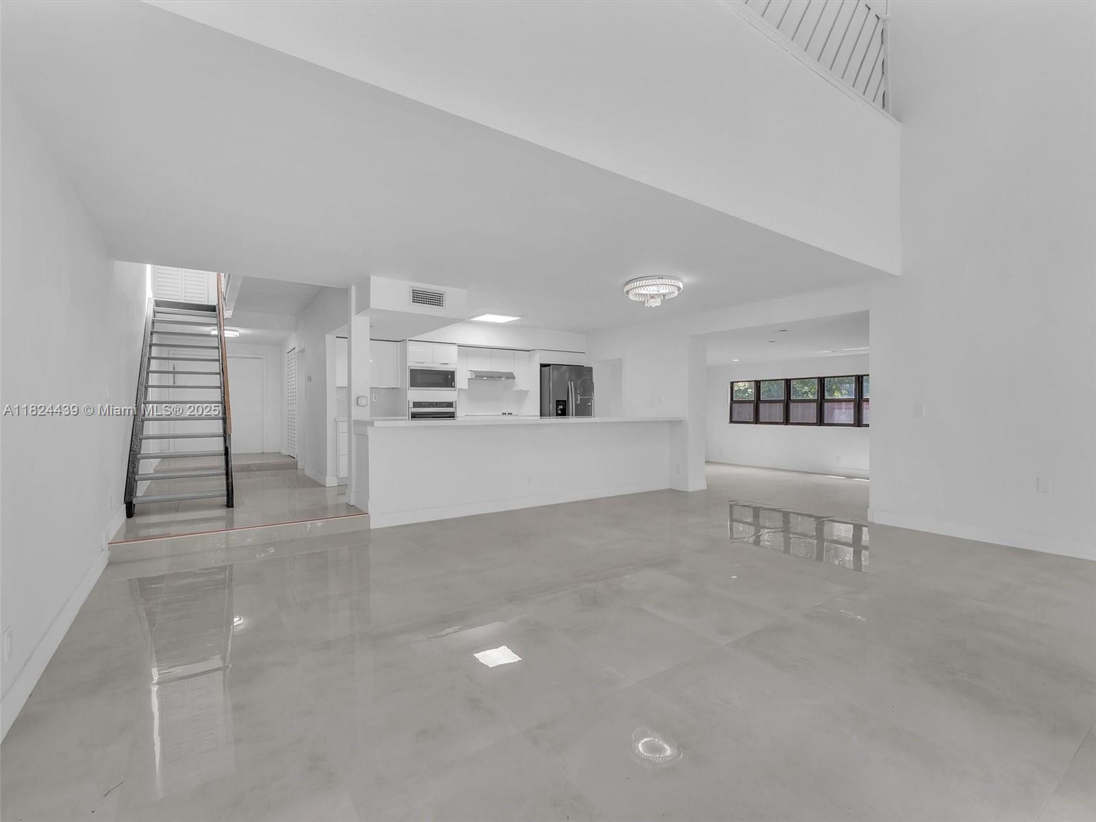 3427 Atlanta Dr