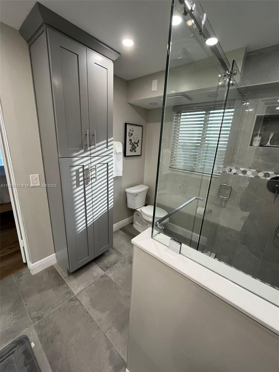 RIVER RUN CONDO PH I - Residential Lease