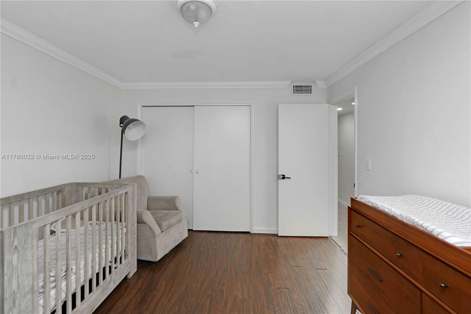 KINGSTON SQUARE CONDO - Residential