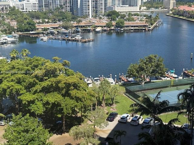 OLYMPUS CONDO PH A - Residential