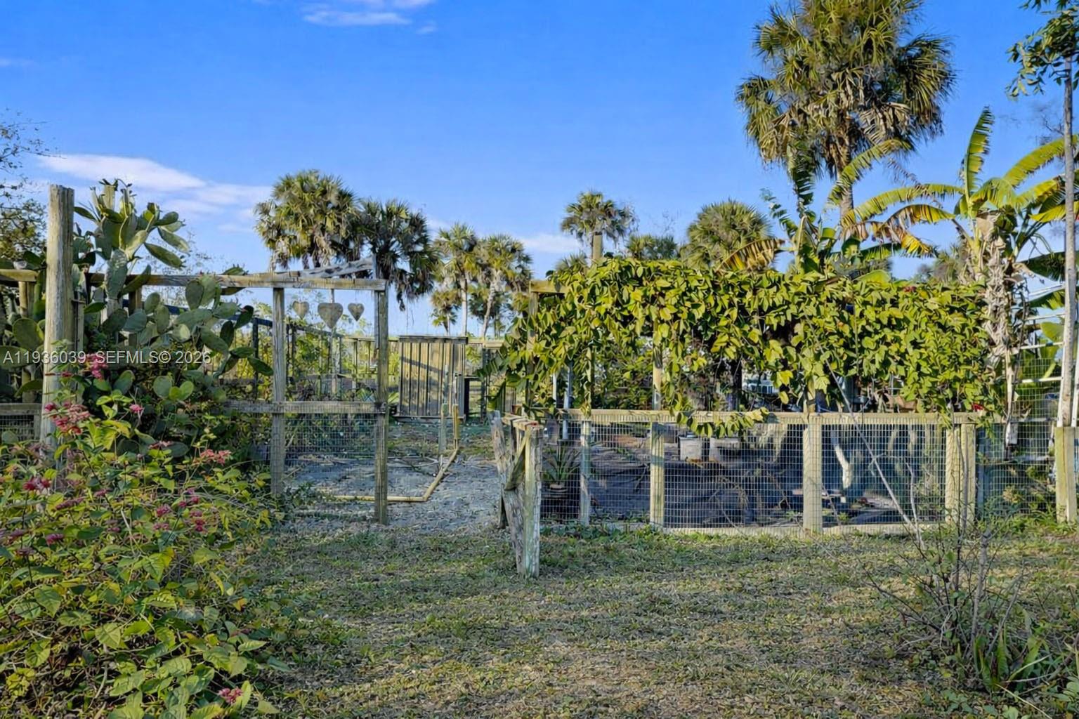 GOLDEN GATE EST UNIT 93 - Residential