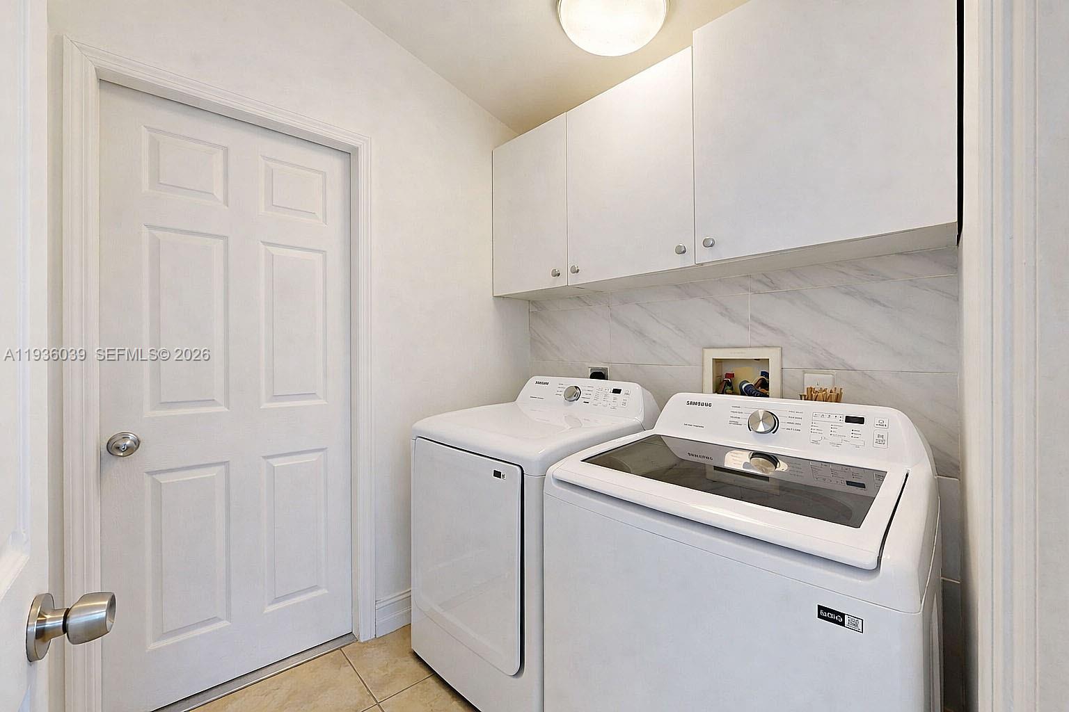 GOLDEN GATE EST UNIT 93 - Residential