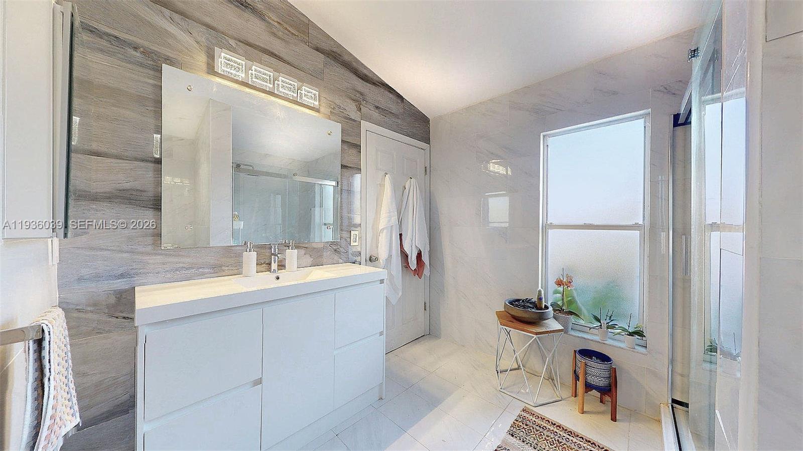 GOLDEN GATE EST UNIT 93 - Residential