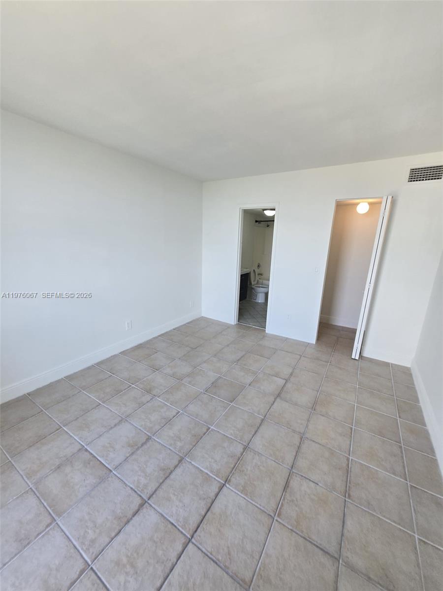 SAILBOAT CAY CONDO - Residential Lease