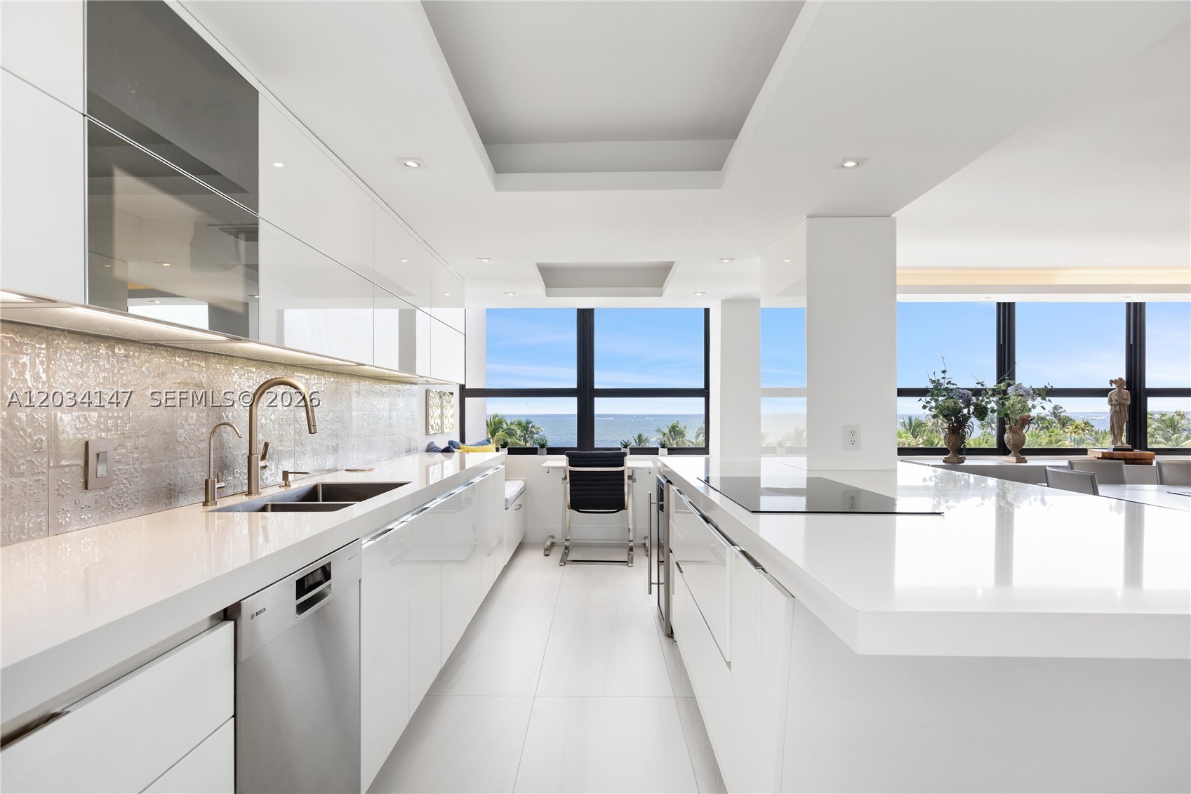 3 Grove Isle Dr C502