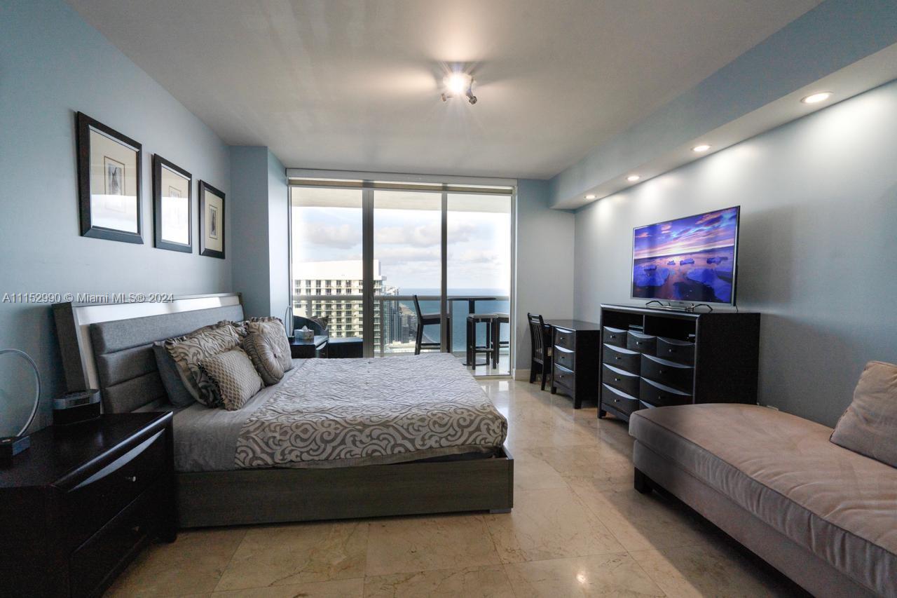 BEACH CLUB TWO - Residential Lease