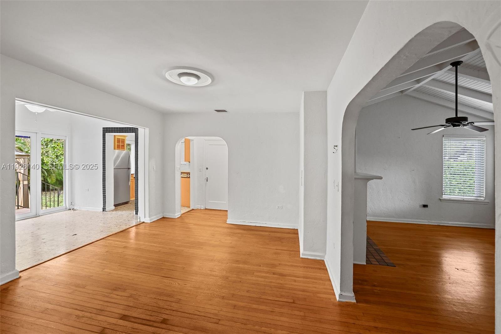 CORAL GABLES SEC B - Residential Lease