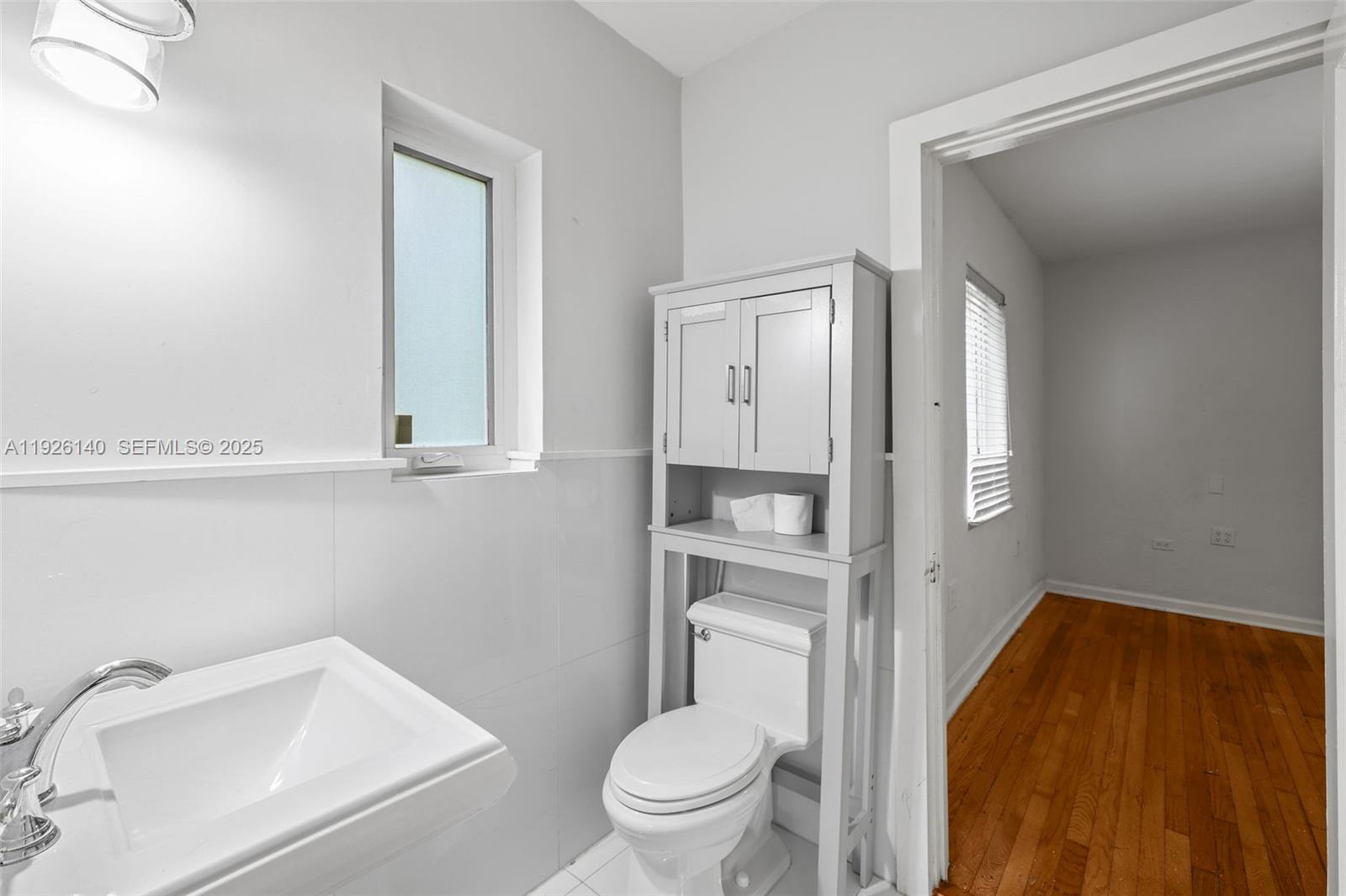 CORAL GABLES SEC B - Residential Lease