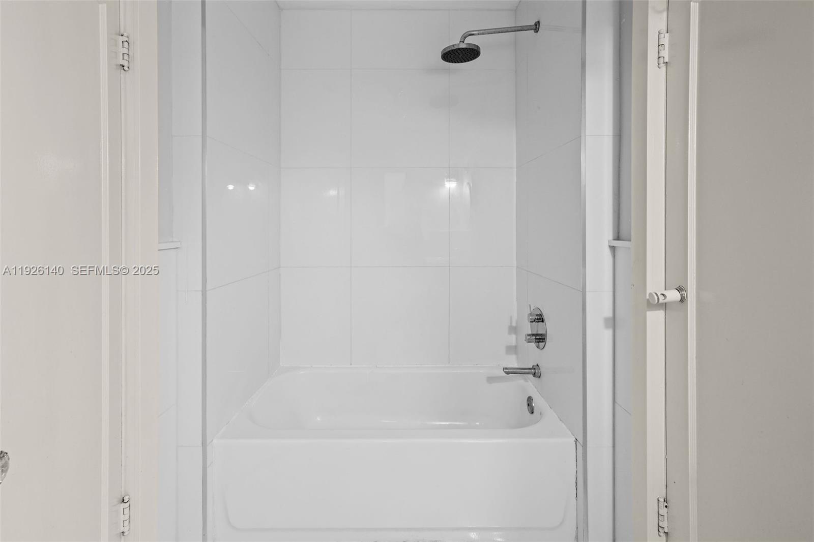 CORAL GABLES SEC B - Residential Lease