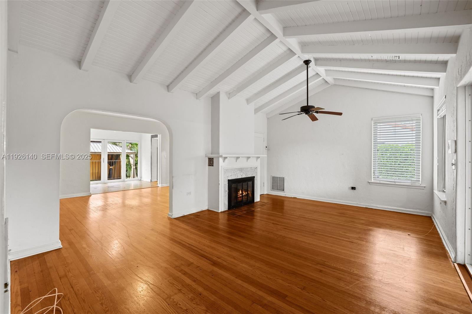 CORAL GABLES SEC B - Residential Lease