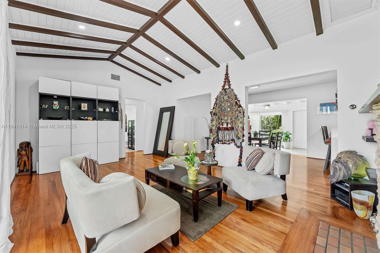 MIAMI SHORES SEC 5 - Residential