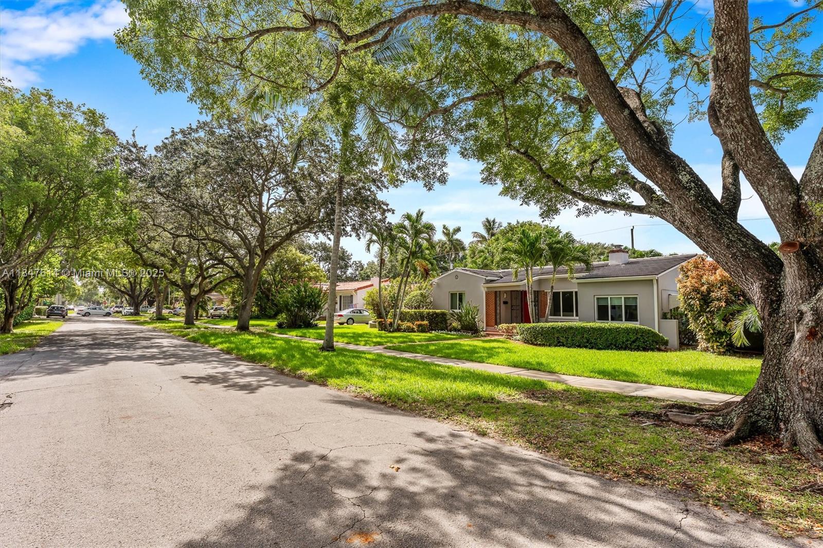 MIAMI SHORES SEC 5 - Residential