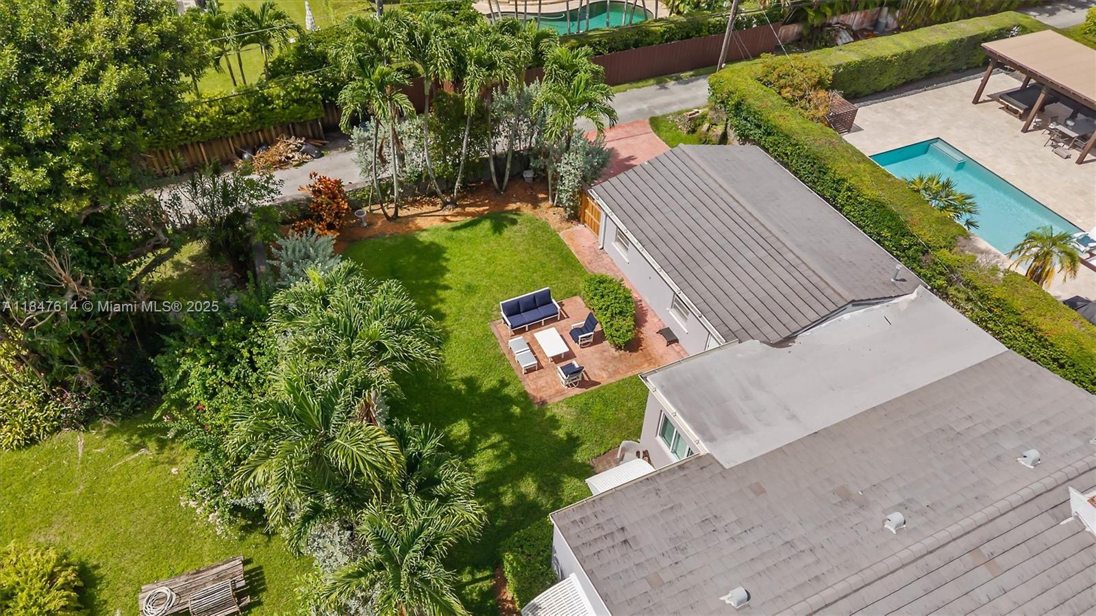 MIAMI SHORES SEC 5 - Residential