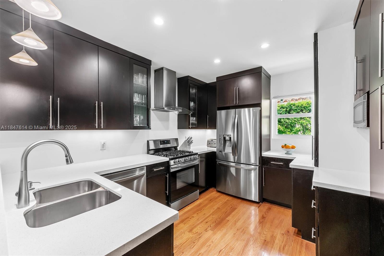 MIAMI SHORES SEC 5 - Residential