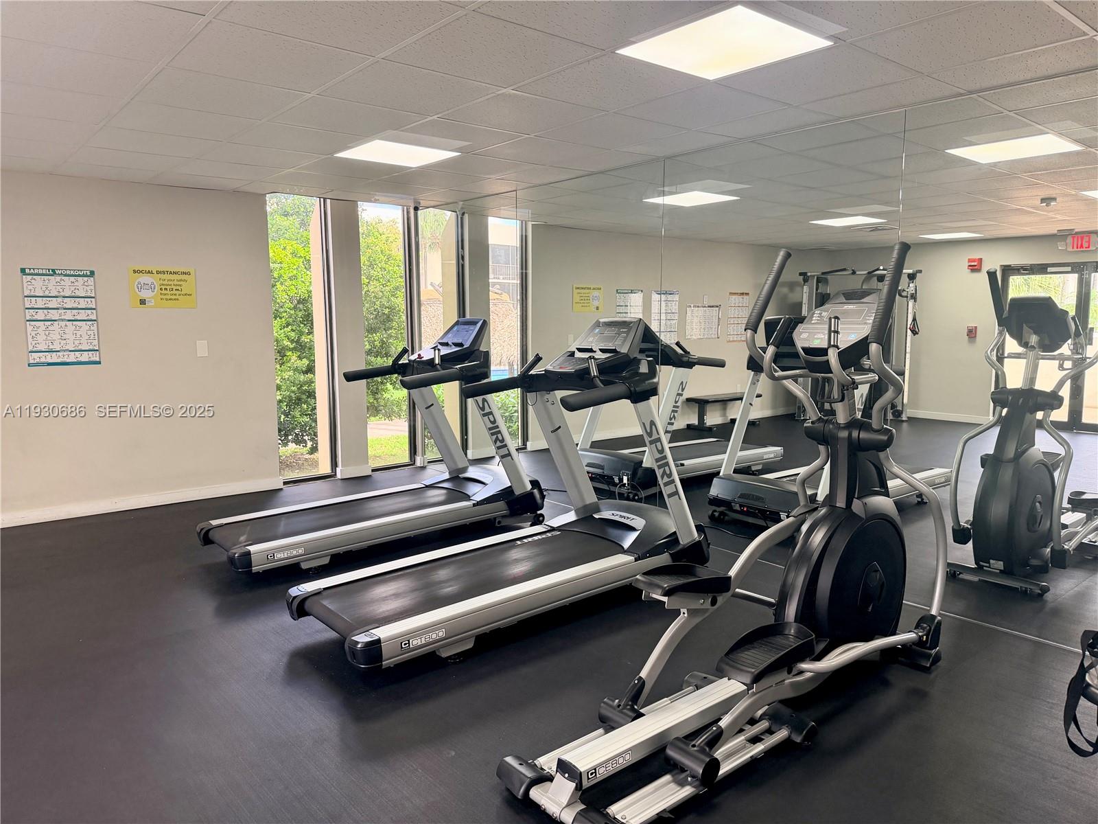 THE HORIZONS CONDO #5 - Residential Lease