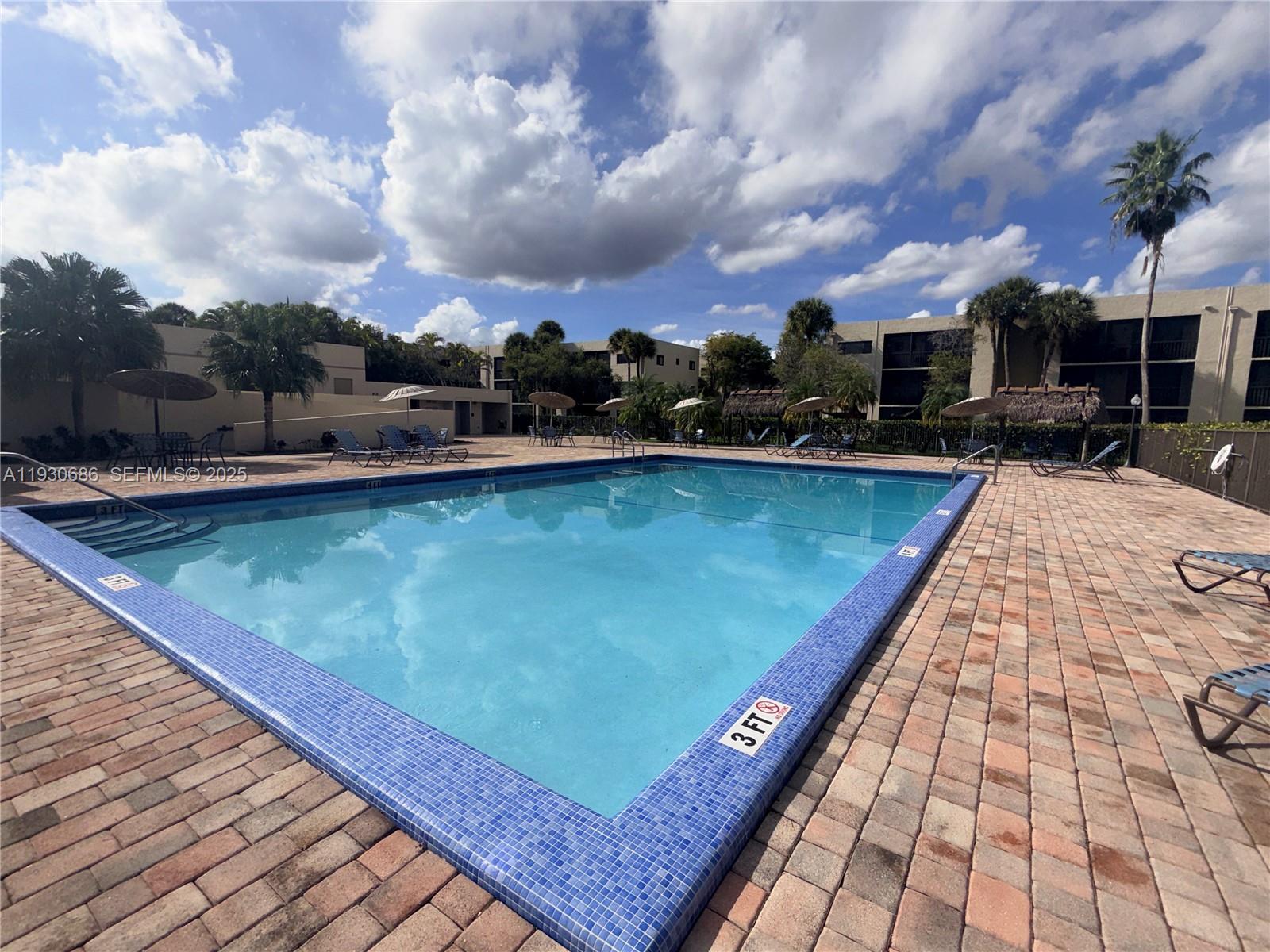 THE HORIZONS CONDO #5 - Residential Lease