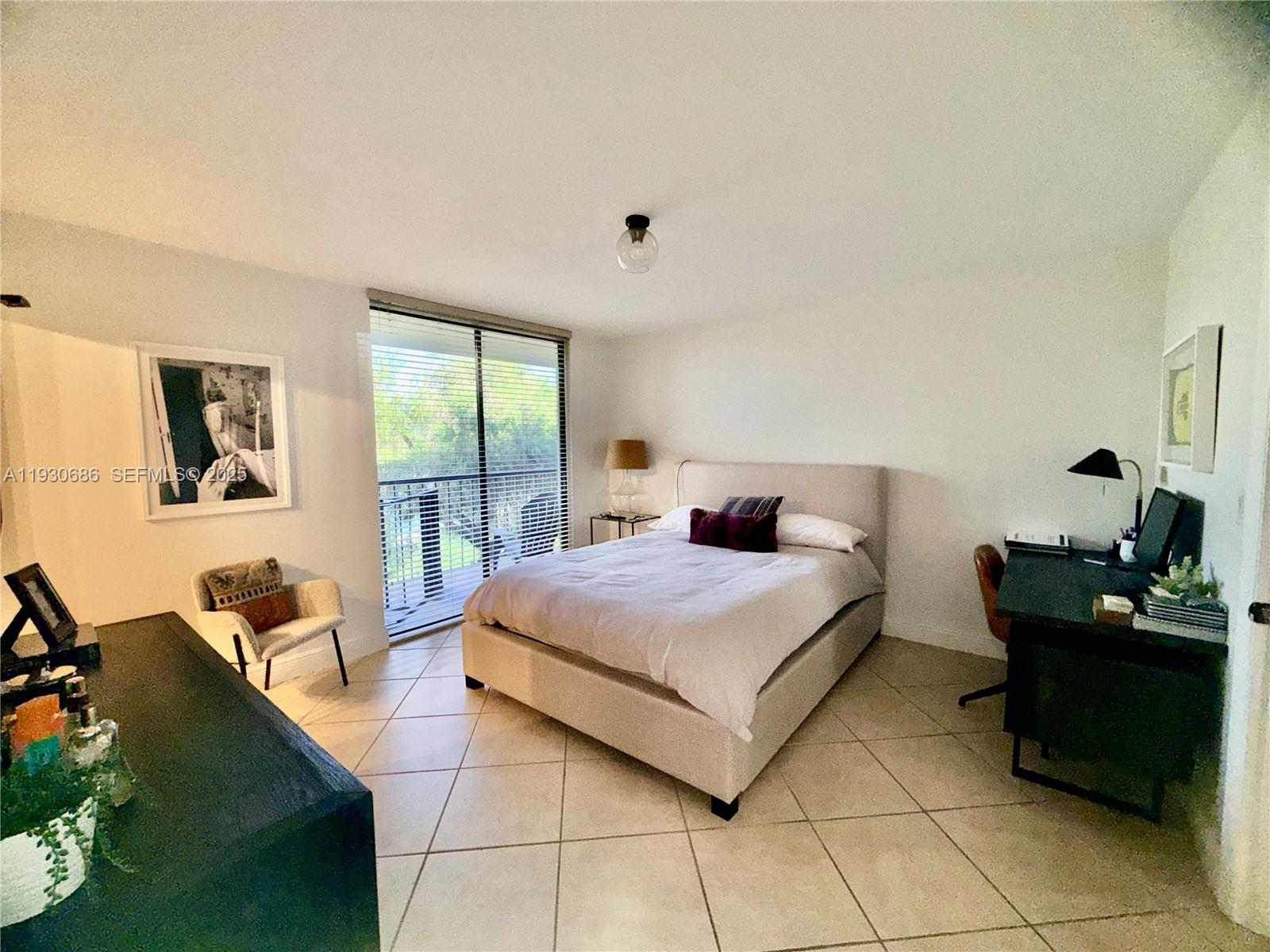 THE HORIZONS CONDO #5 - Residential Lease