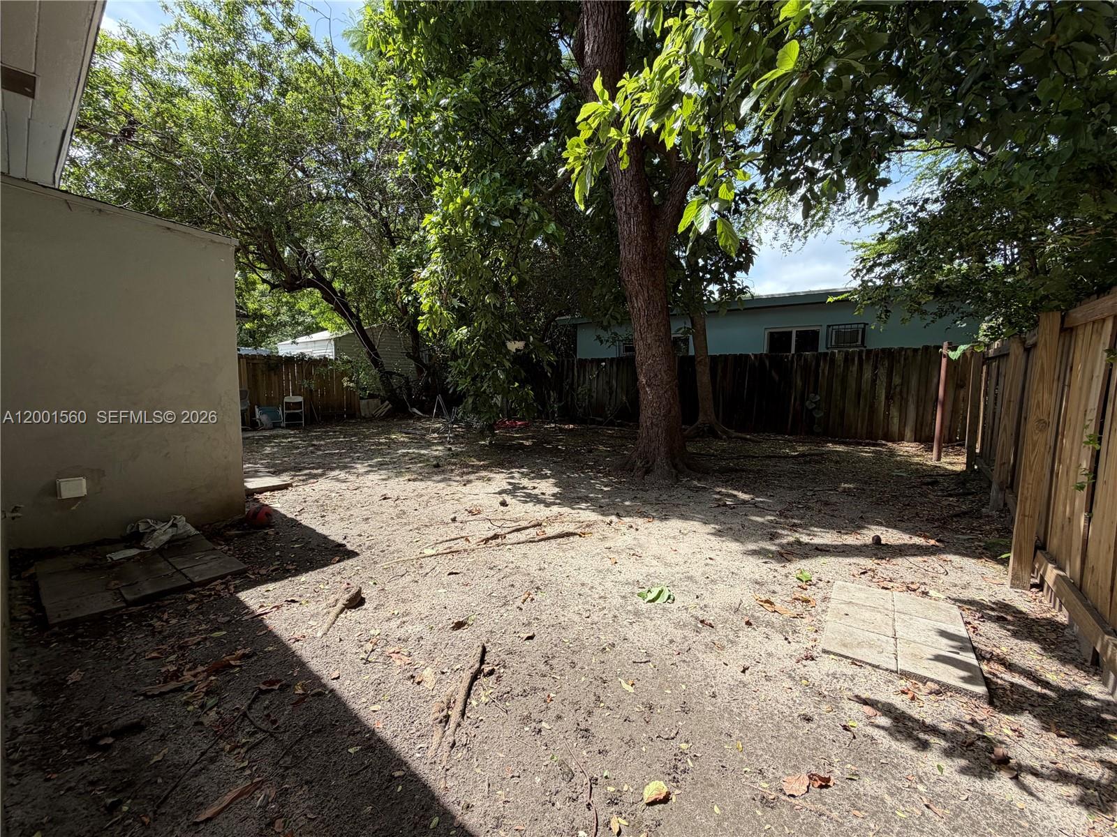 ROSE LAWN PK A SUB - Residential Lease