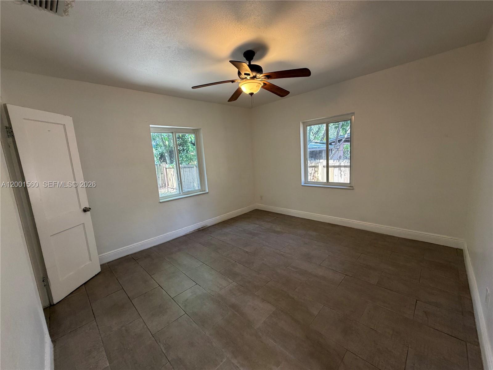 ROSE LAWN PK A SUB - Residential Lease