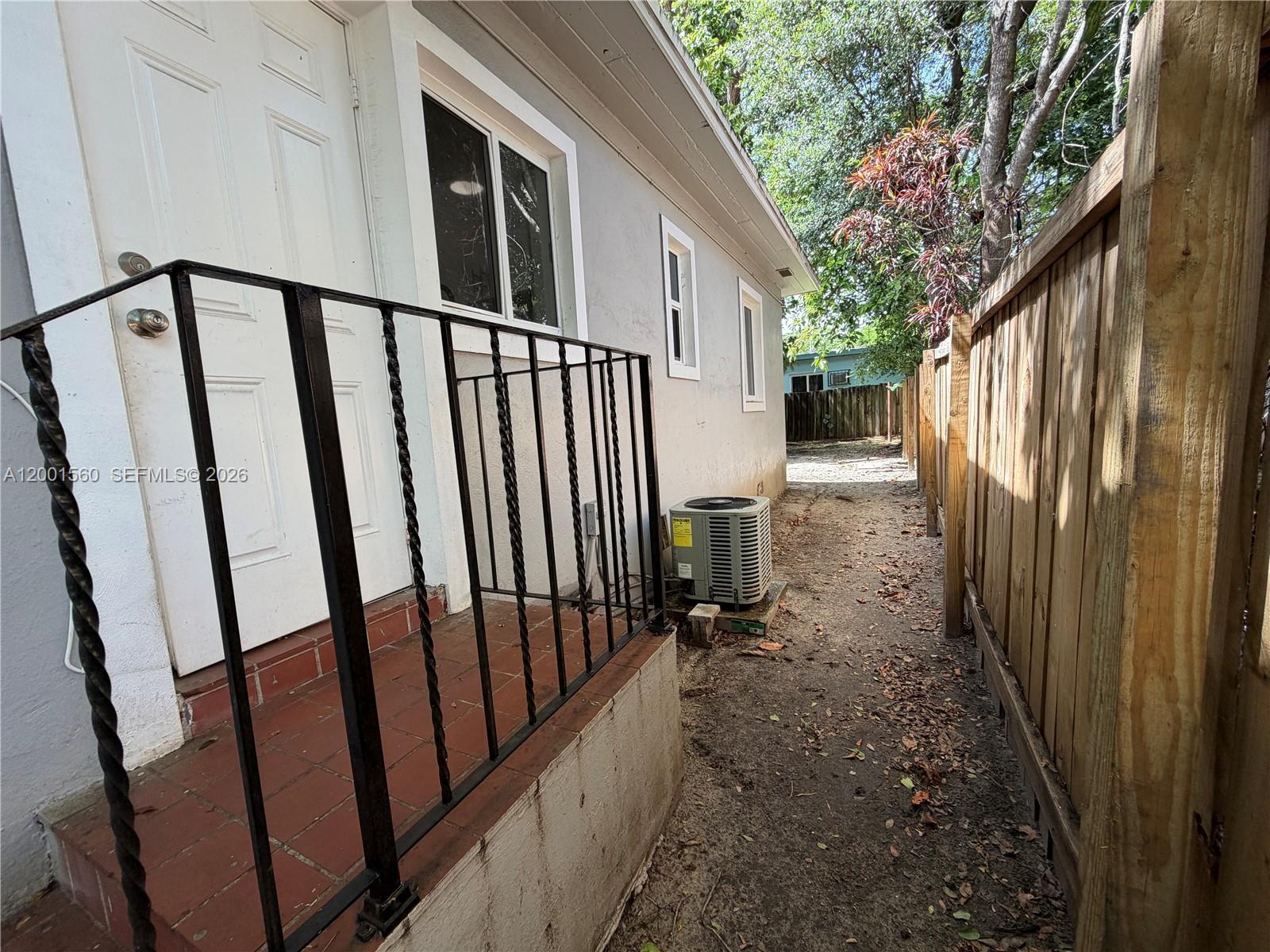 ROSE LAWN PK A SUB - Residential Lease