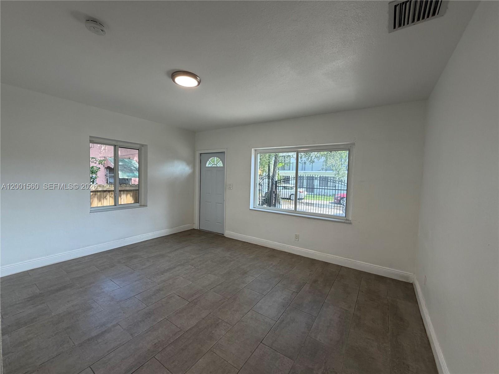 ROSE LAWN PK A SUB - Residential Lease