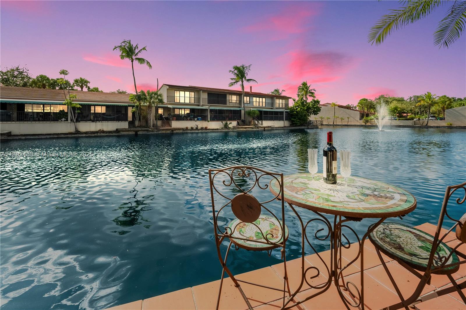 MIAMI LAKES - LAKE SANDRA - Residential