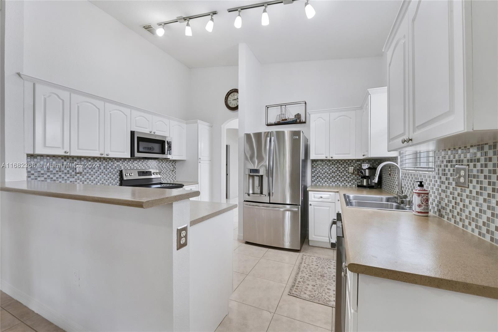 PEDRO ALBERTO SUB REPLAT - Residential