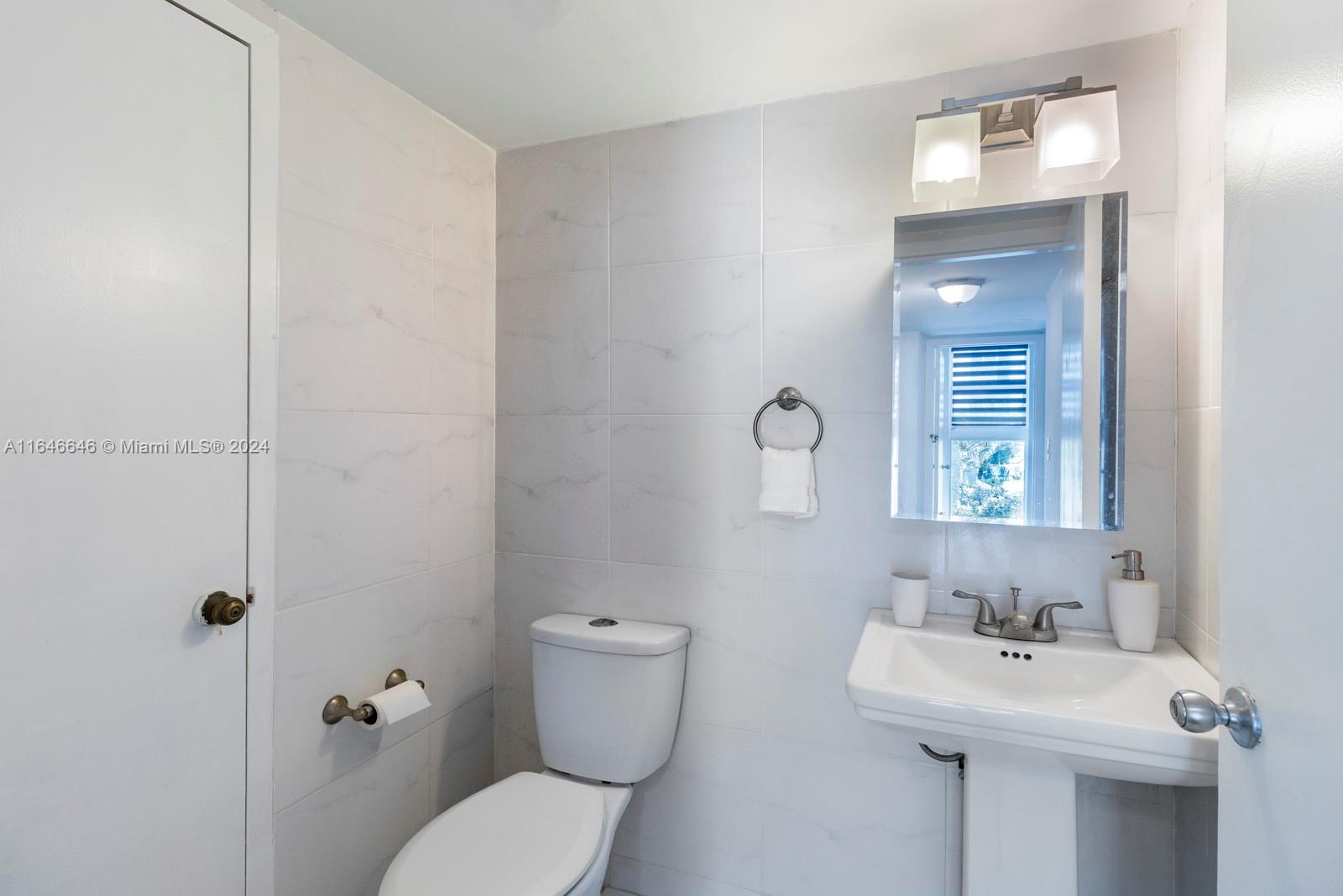 MIRADOR 1035 CONDO - Residential