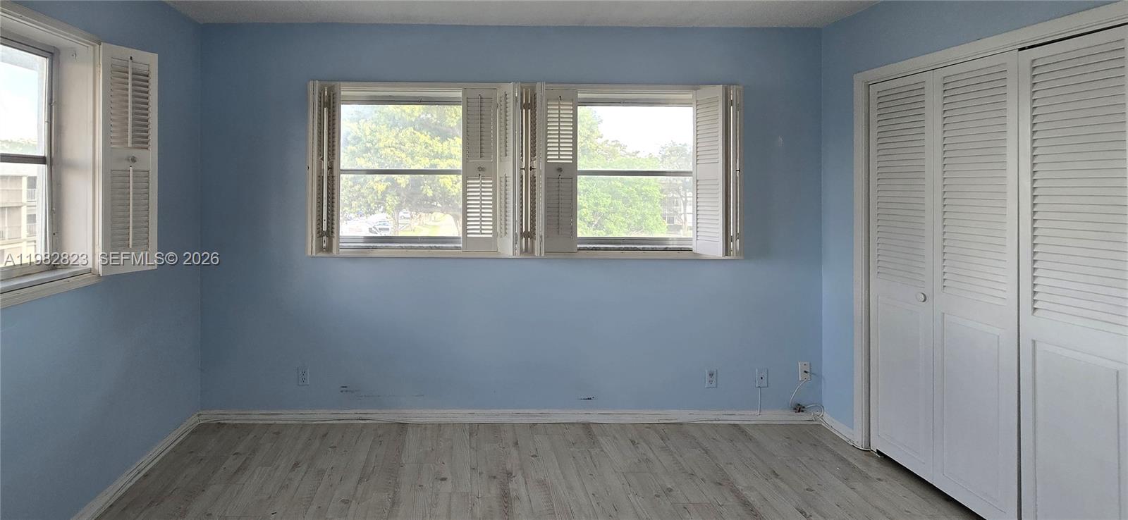 HILLCREST COUNTRY CLUB AP - Residential