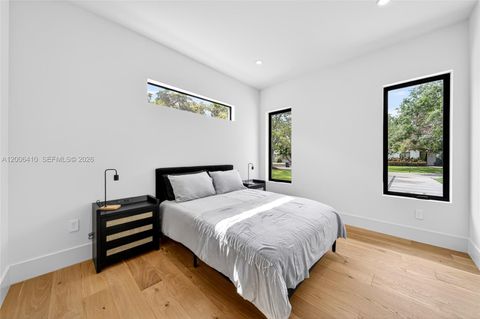 Tiny photo for 8765 SW 175th St, Palmetto Bay, FL 33157 (MLS # A12006410)