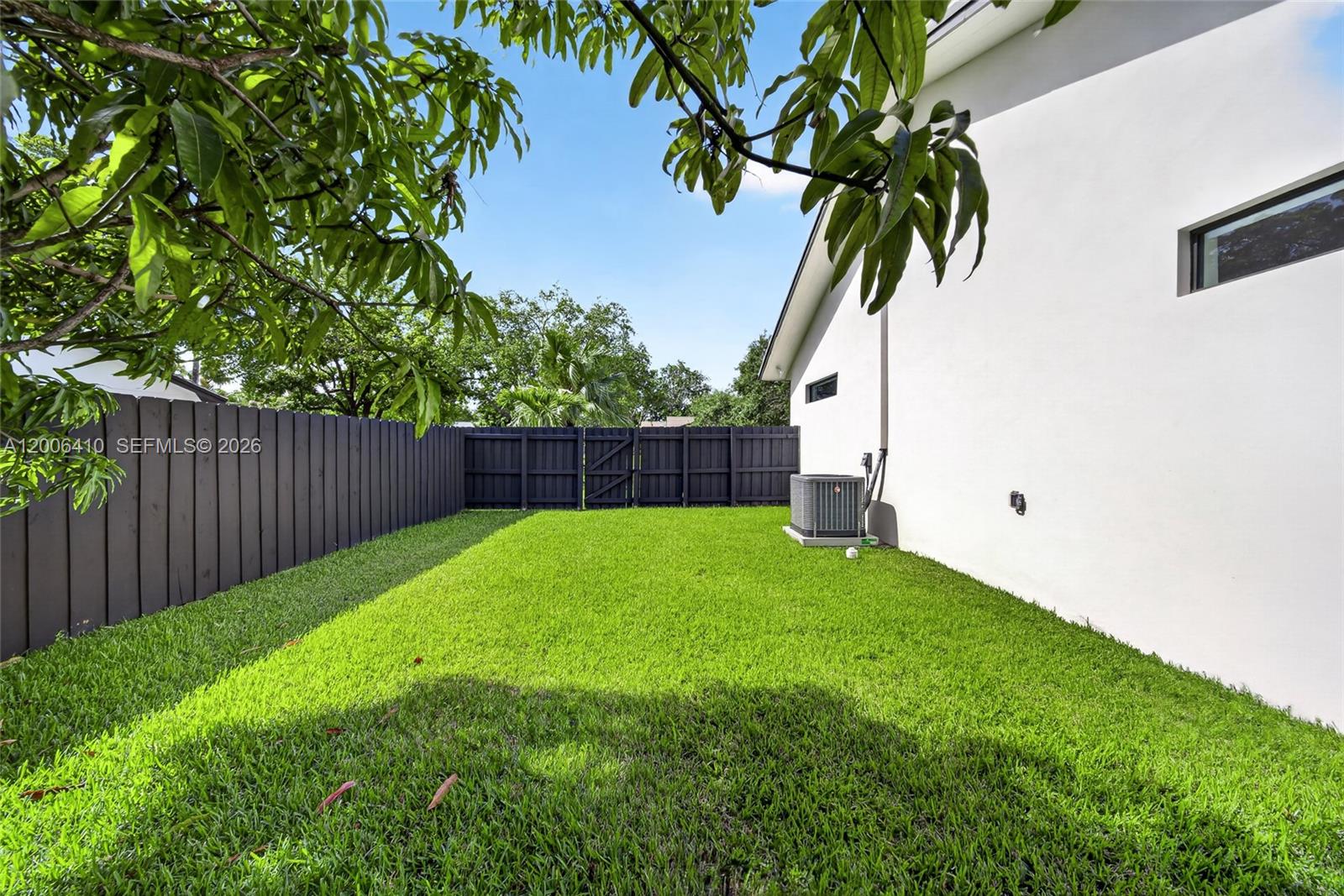 PINEWOOD ESTATES FIRST AD - Residential