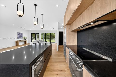 Tiny photo for 8765 SW 175th St, Palmetto Bay, FL 33157 (MLS # A12006410)