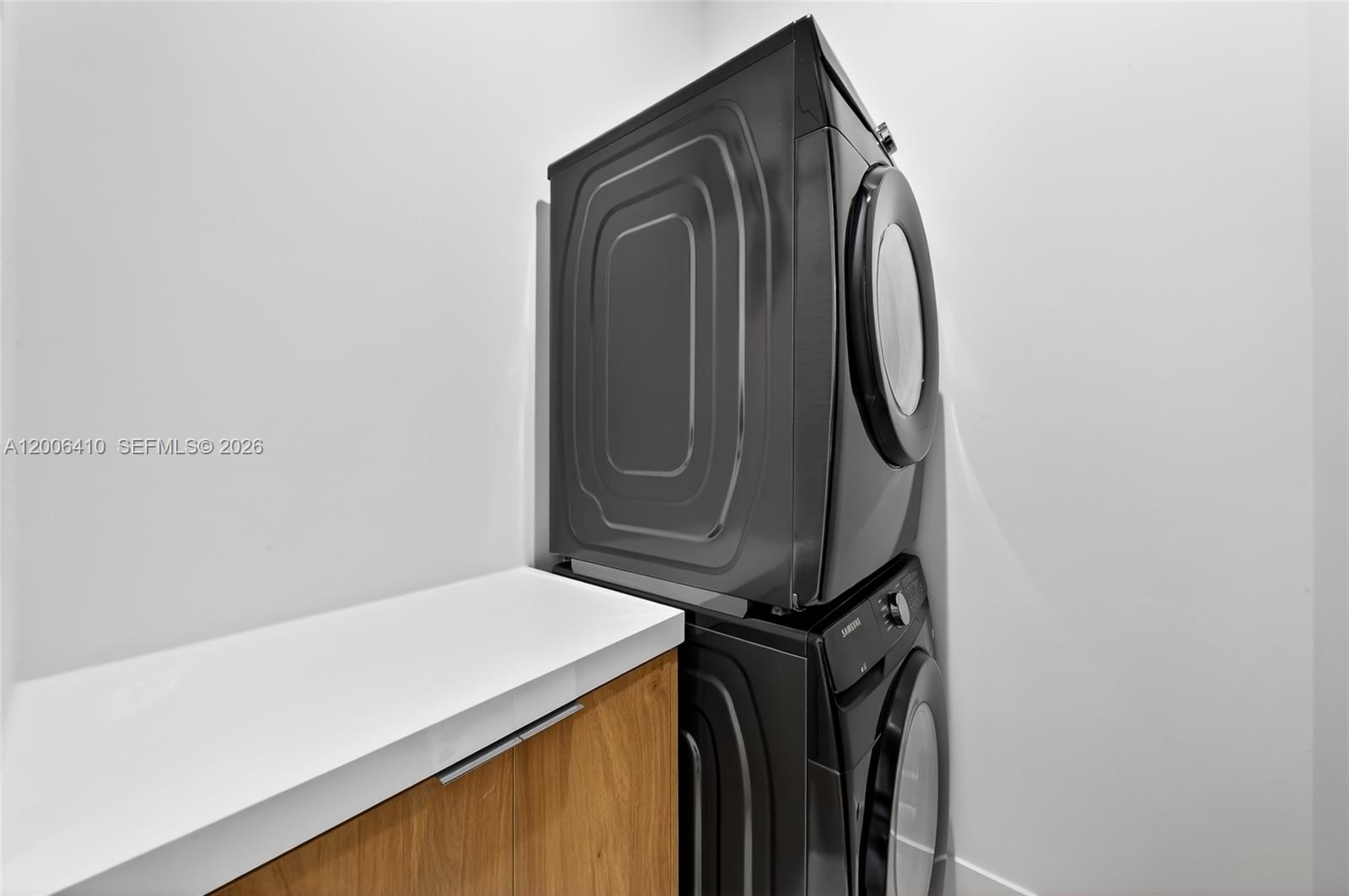 PINEWOOD ESTATES FIRST AD - Residential