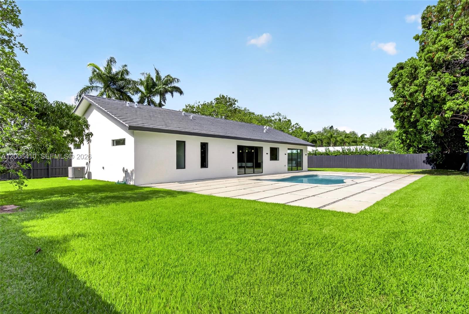 PINEWOOD ESTATES FIRST AD - Residential