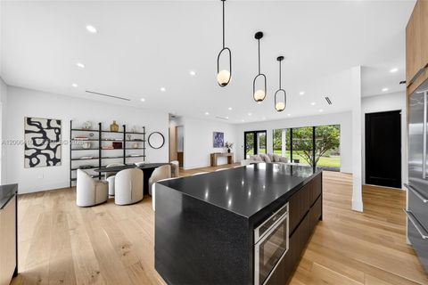 Tiny photo for 8765 SW 175th St, Palmetto Bay, FL 33157 (MLS # A12006410)