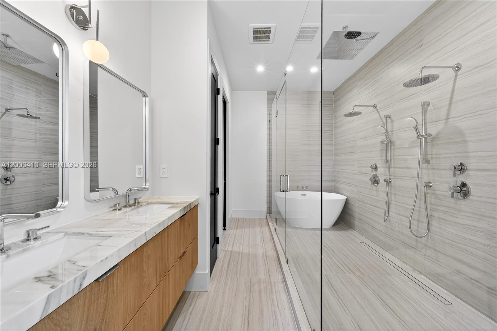 PINEWOOD ESTATES FIRST AD - Residential