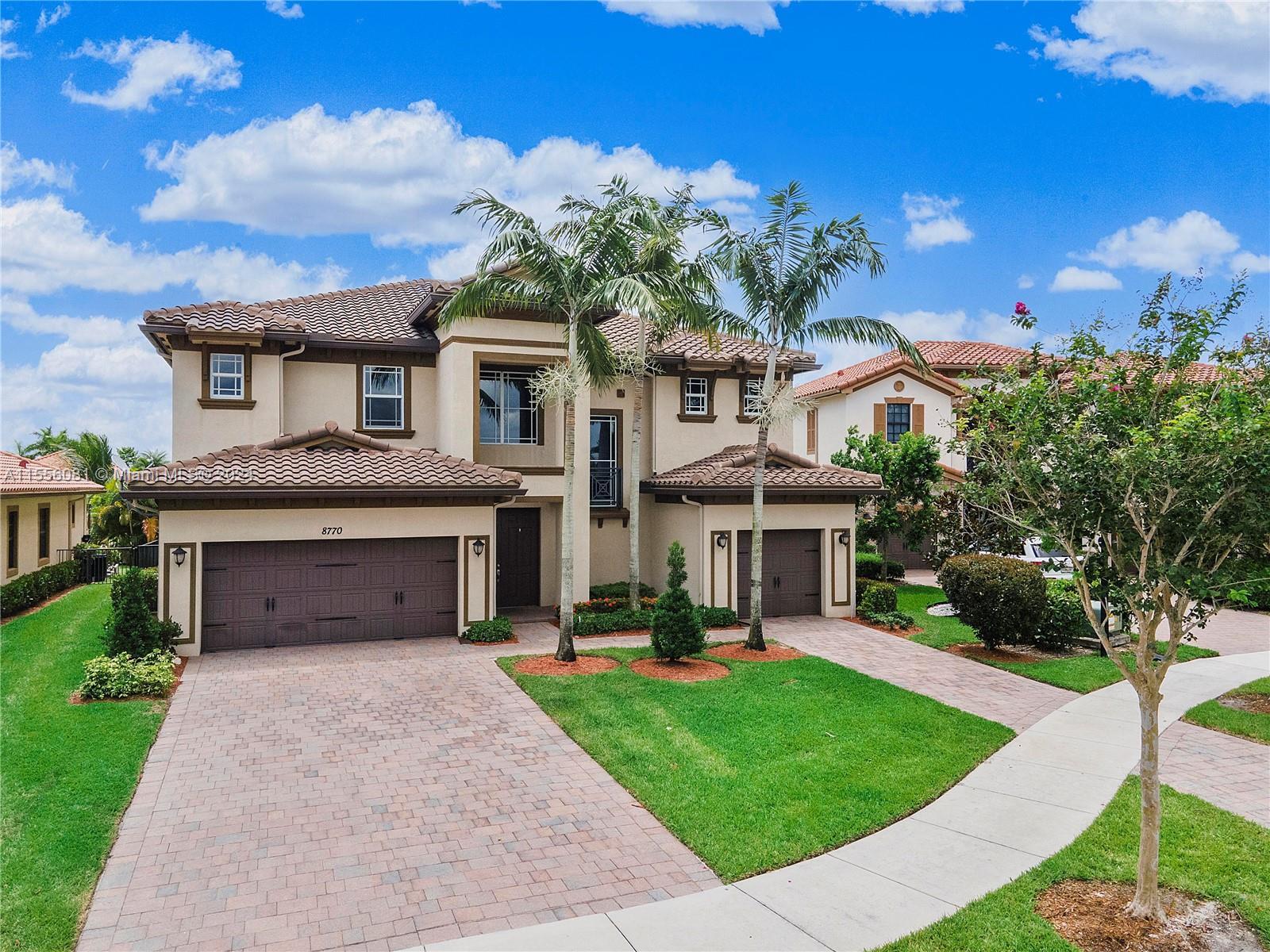 8770 Lakeview Dr, Parkland, Broward County, Florida - 6 Bedrooms  
7 Bathrooms - 