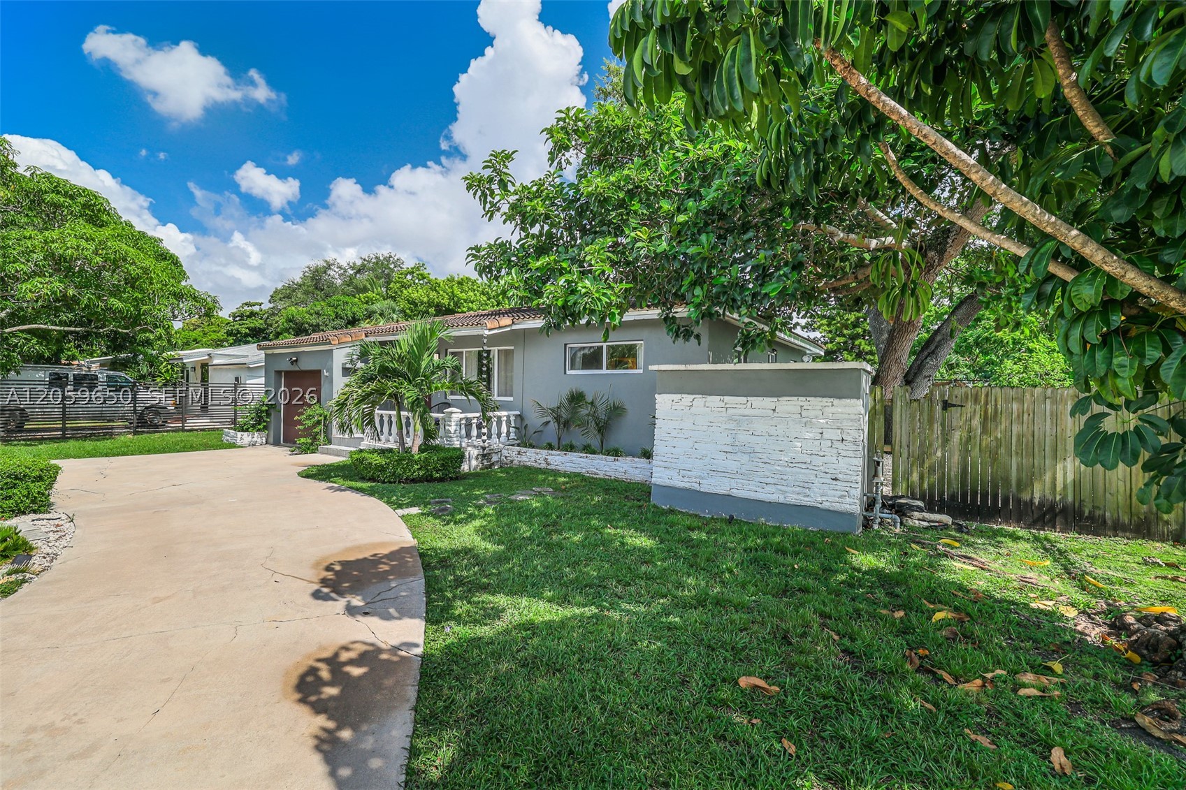 65 NW 116th St