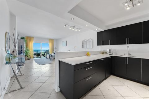 Tiny photo for 1455 N Treasure Dr #PH-G, North Bay Village, FL 33141 (MLS # A11977075)