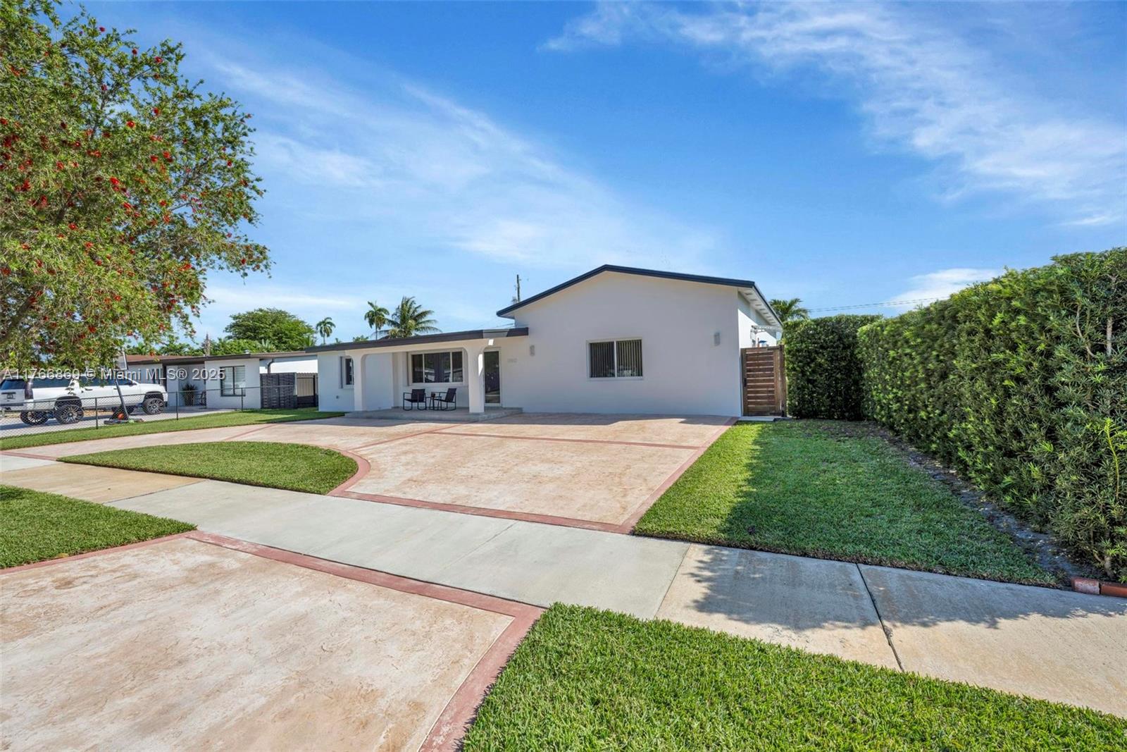 11410 SW 52nd St