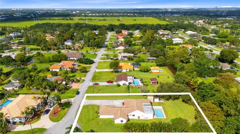 A home in Davie