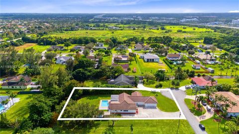 A home in Davie