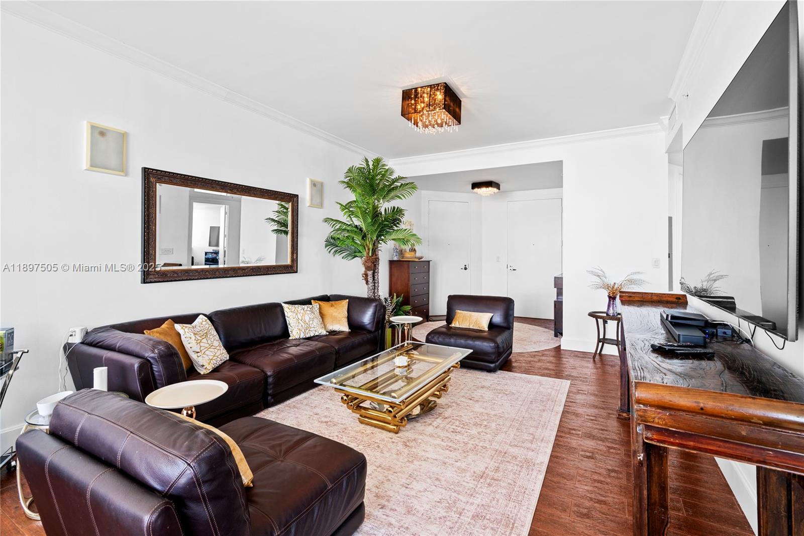 TRUMP ROYALE CONDO - Residential Lease