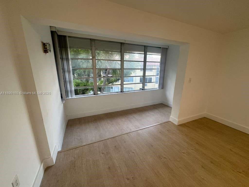 FIRST HORIZONS CONDO - Residential