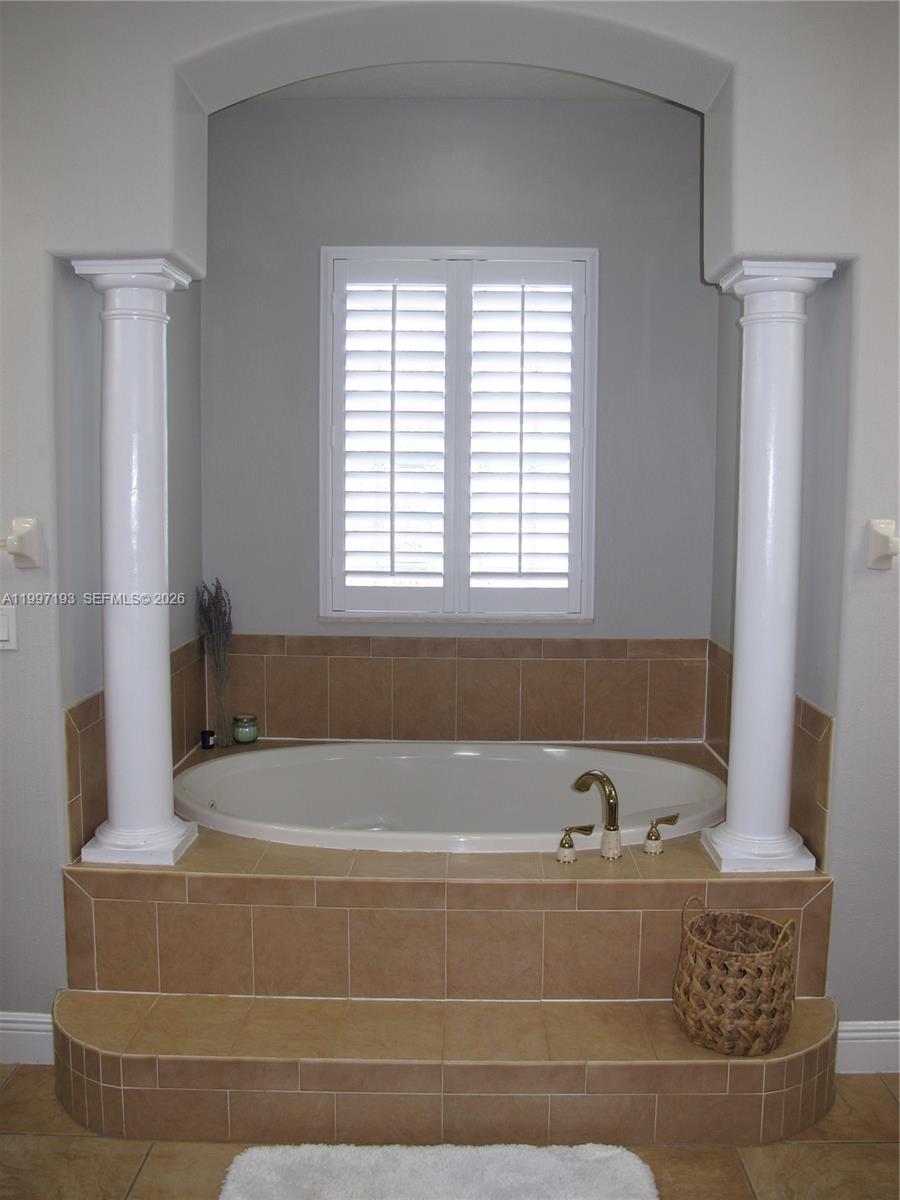 Magnolia Plantation - Residential