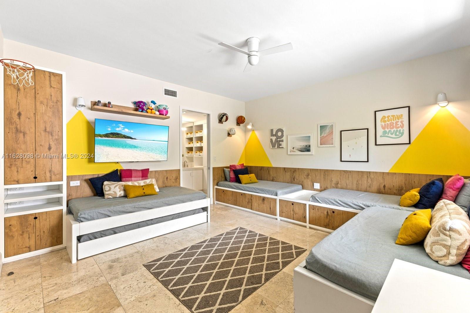 BAYVIEW FISHER ISL CONDO - Residential Lease