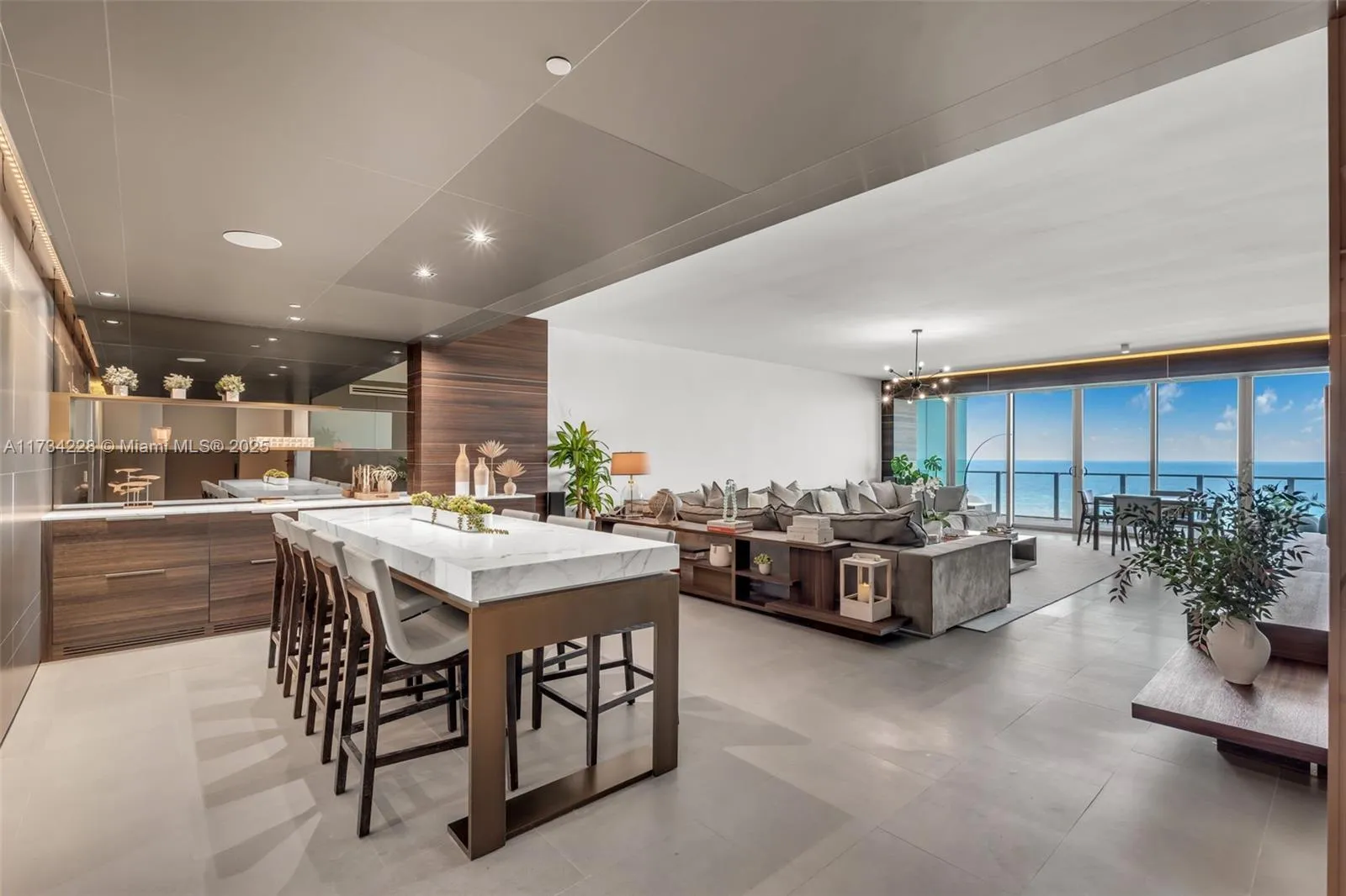 Key Biscayne, Florida 33149, United States, 4 Bedrooms Bedrooms, ,6 BathroomsBathrooms,Residential,Active,12826
