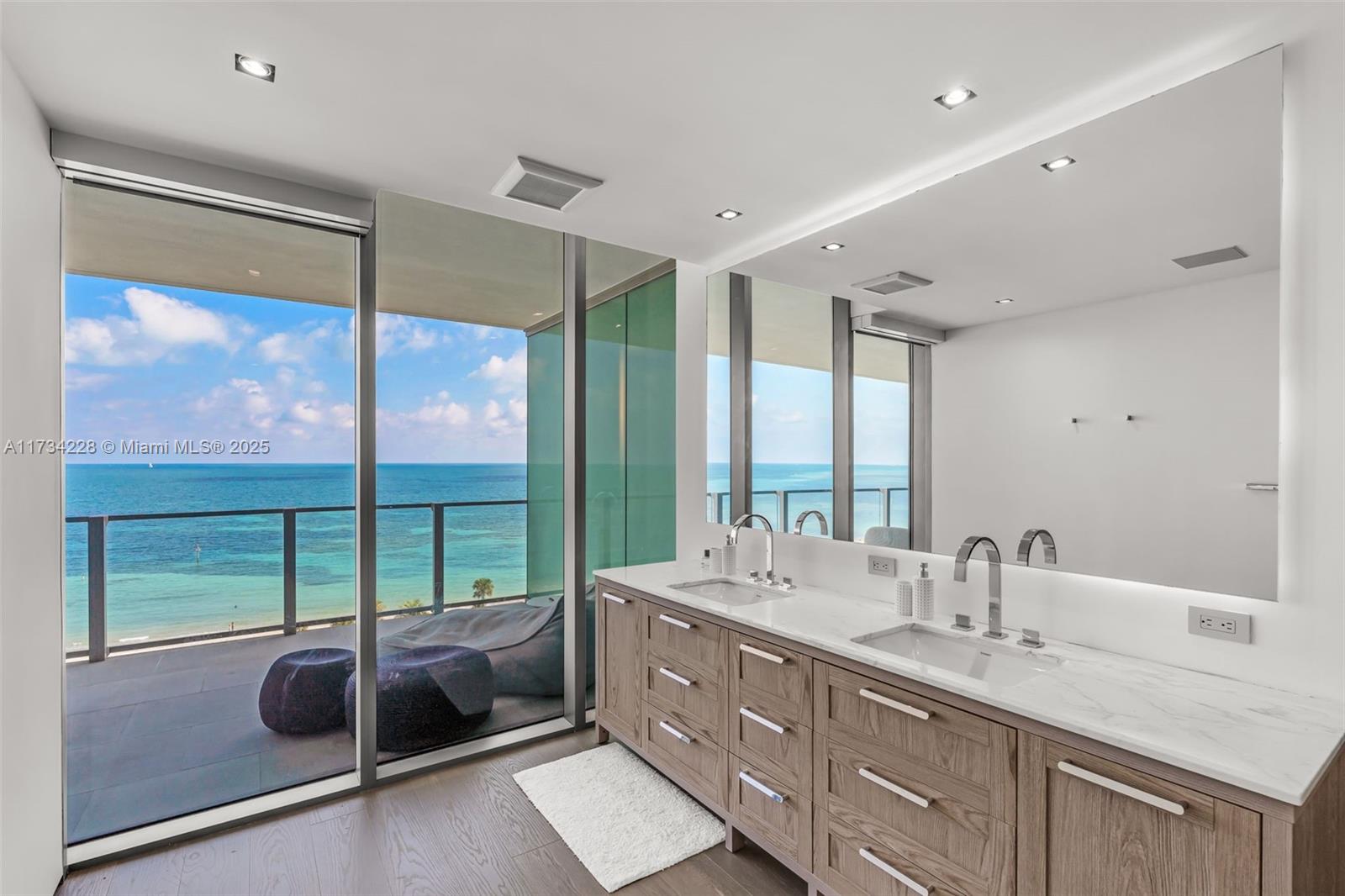 OCEANA KEY BISCAYNE CONDO - Residential